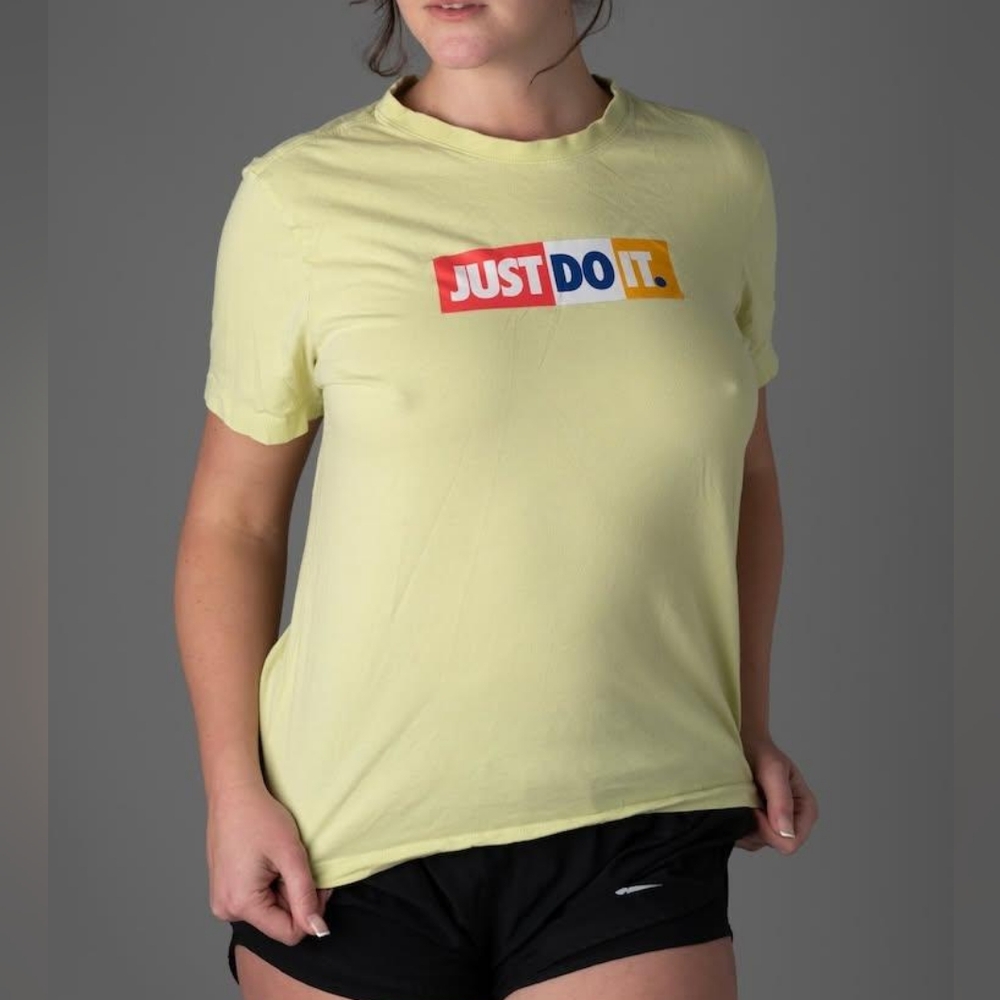 Nike Yellow 'Just Do It' T-Shirt